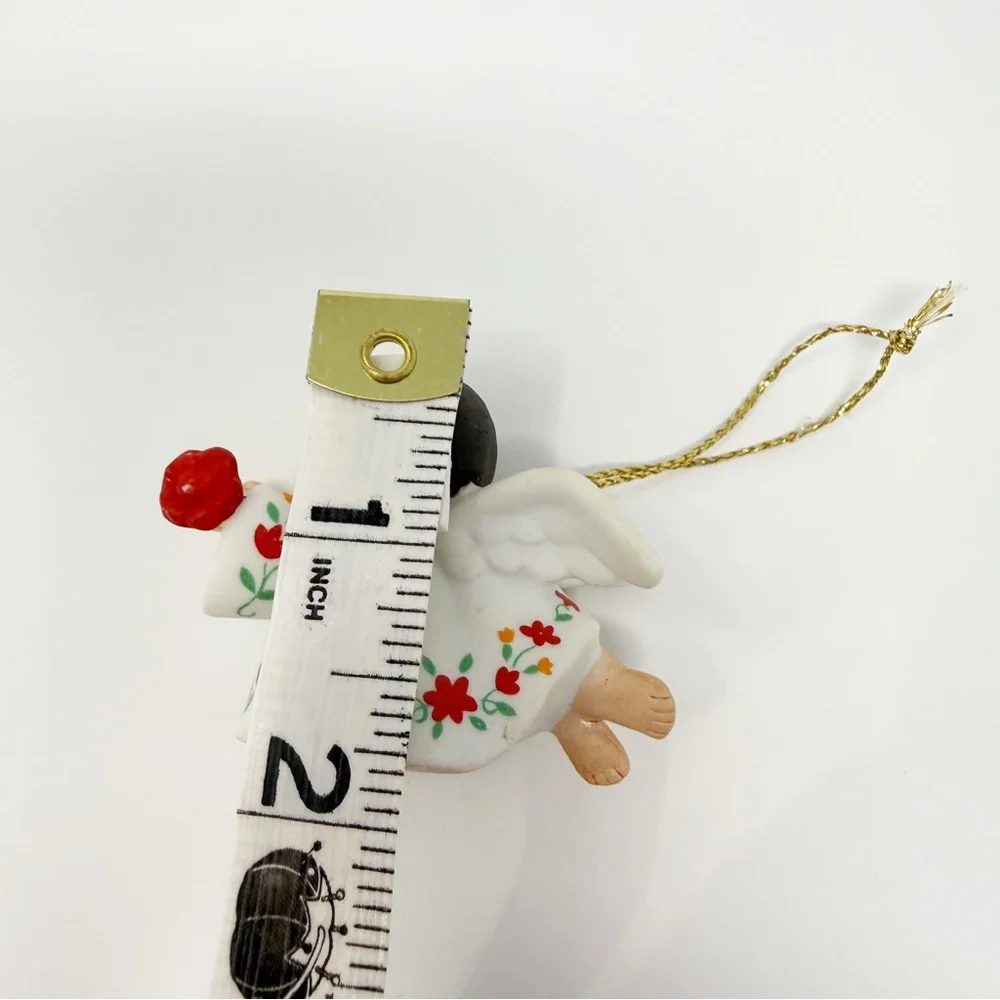 Avon Vintage Angel Ornament 1983 White Porcelain Ceramic Cherub Flower Garland